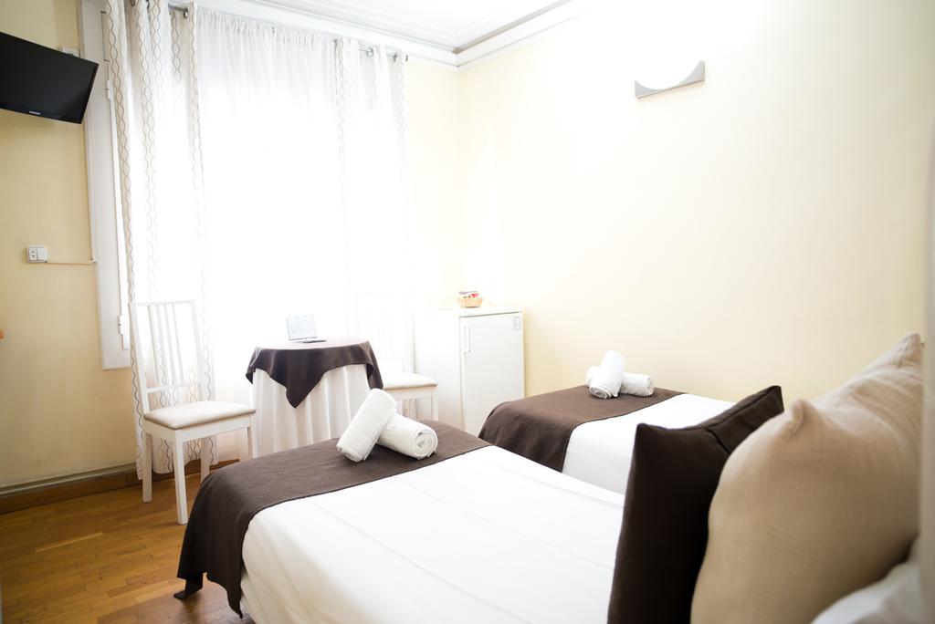 Petit Hotel Βαρκελώνη Εξωτερικό φωτογραφία