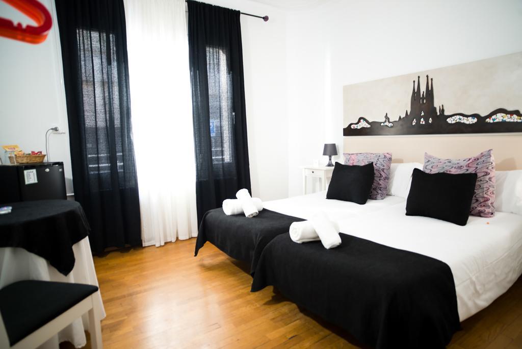 Petit Hotel Βαρκελώνη Εξωτερικό φωτογραφία